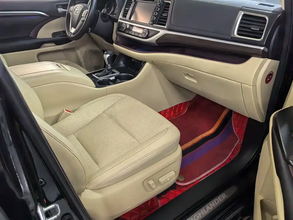 Highlander 2017 2.0T AWD Premium Edition 7-Seater