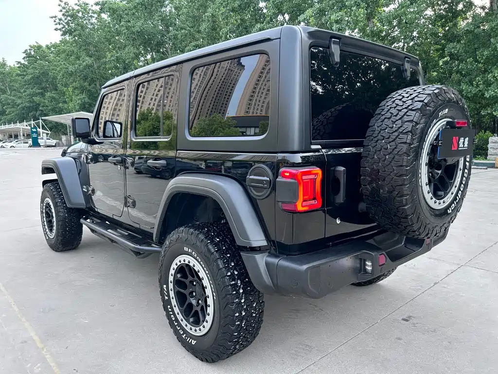 Jeep Wrangler 2020 2.0T Canadian Specification