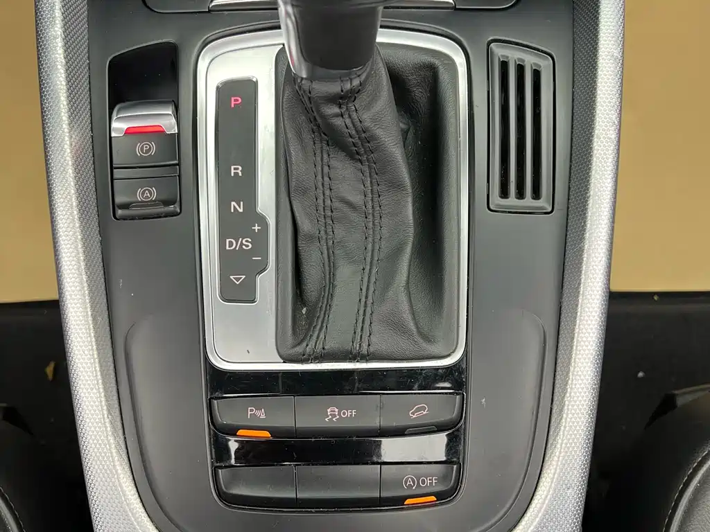Audi Q5 2016 40 TFSI Technical Edition