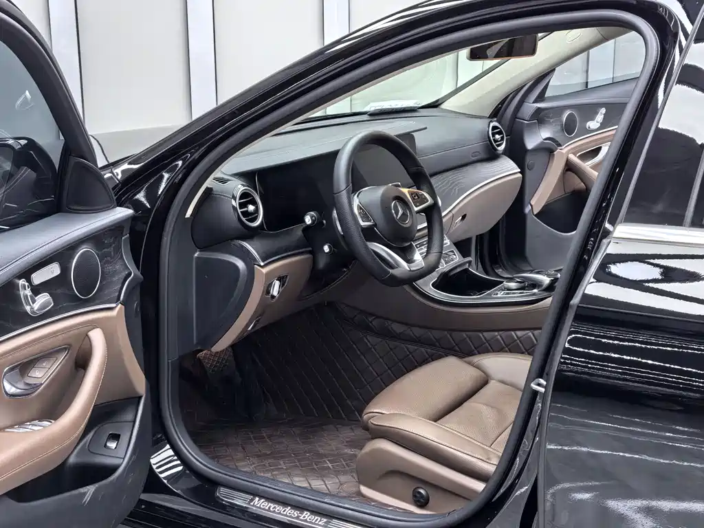 Mercedes-Benz E-Class 2016 E 200 L Sport