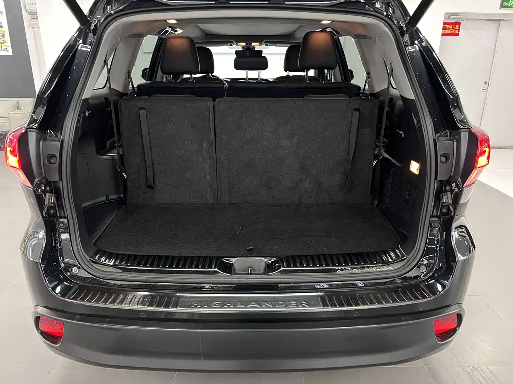 Highlander 2018 2.0T AWD Premium 7-seater China VI