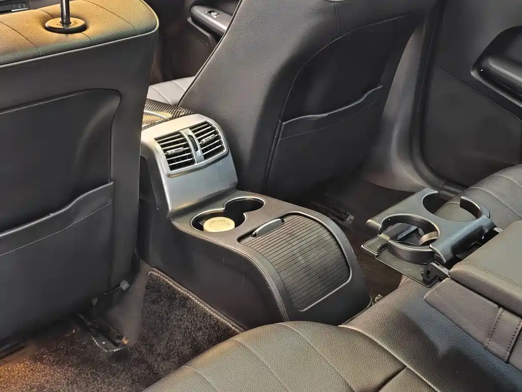 Mercedes-Benz E-Class 2015 Facelift E 200 L Sport