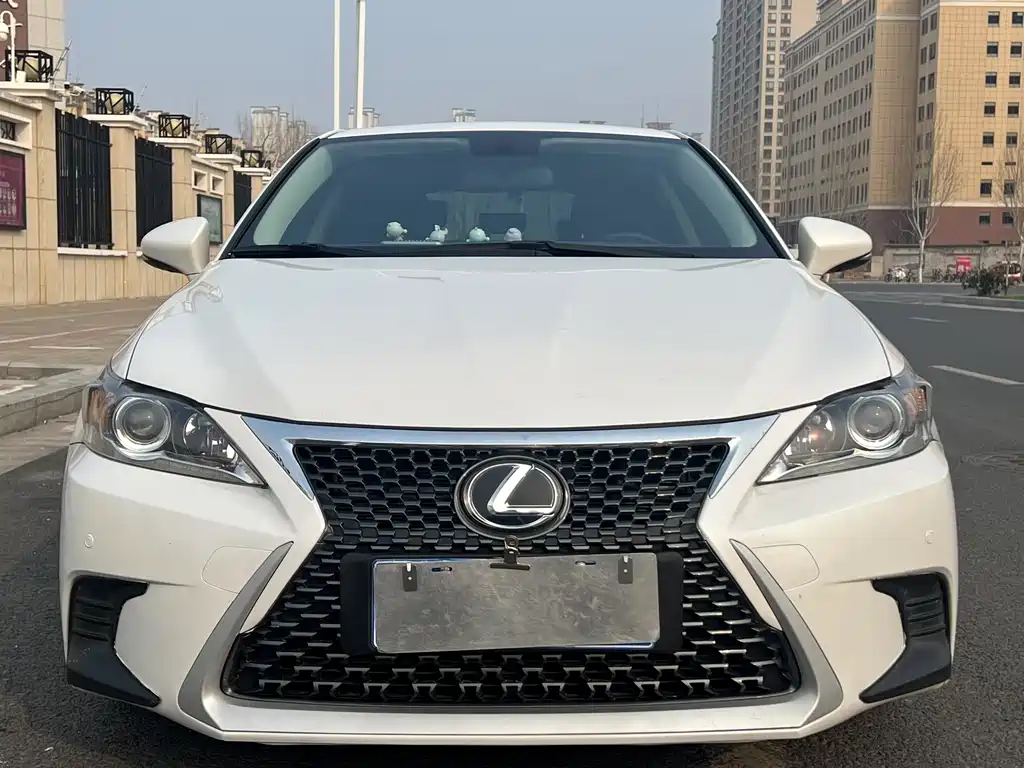 Lexus CT 200h Elite Monotone