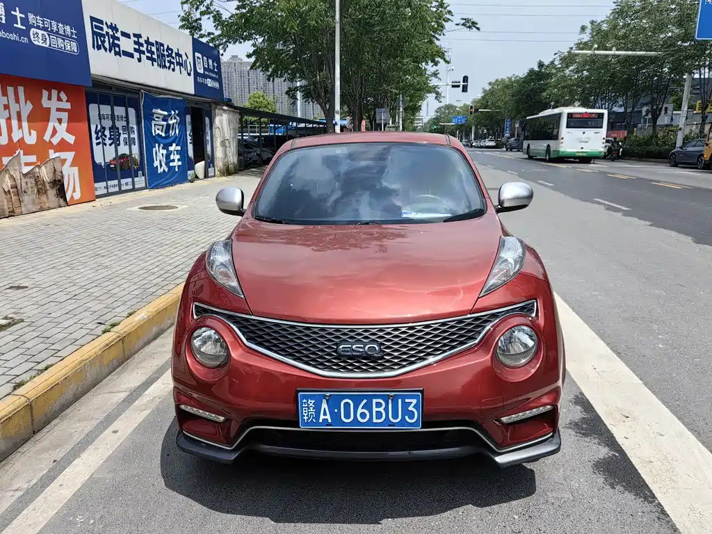 Infiniti ESQ 2014 1.6L