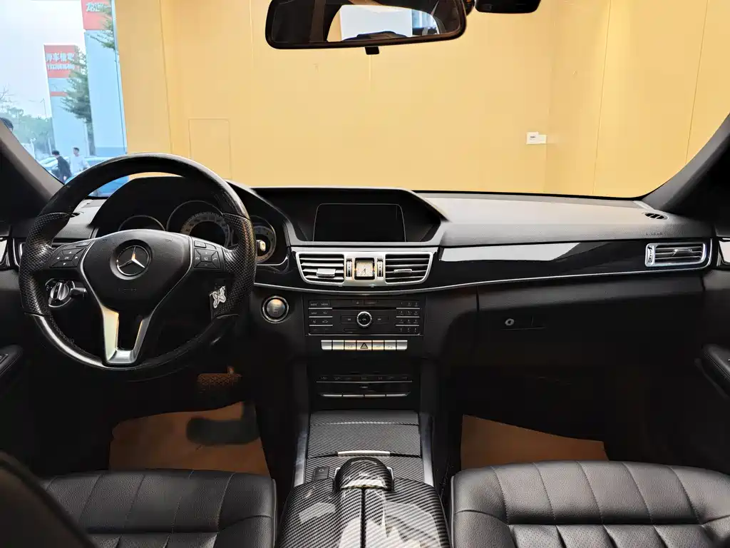 Mercedes-Benz E-Class 2015 Facelift E 200 L Sport