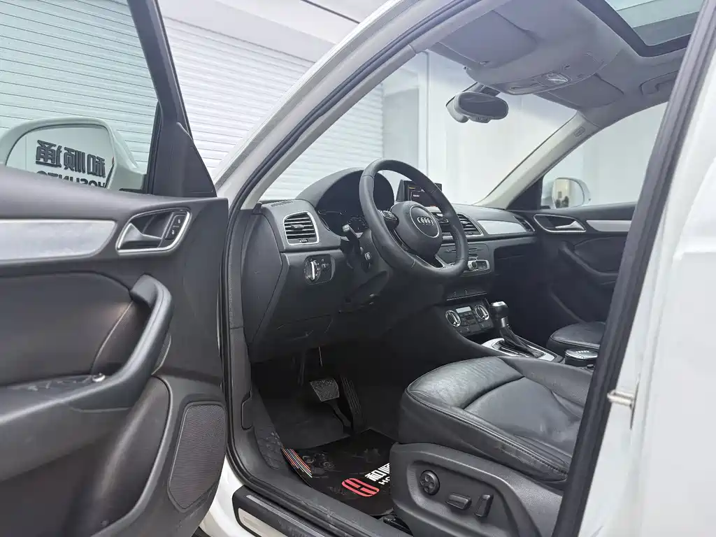 Audi Q3 2013 35 TFSI quattro Comfort