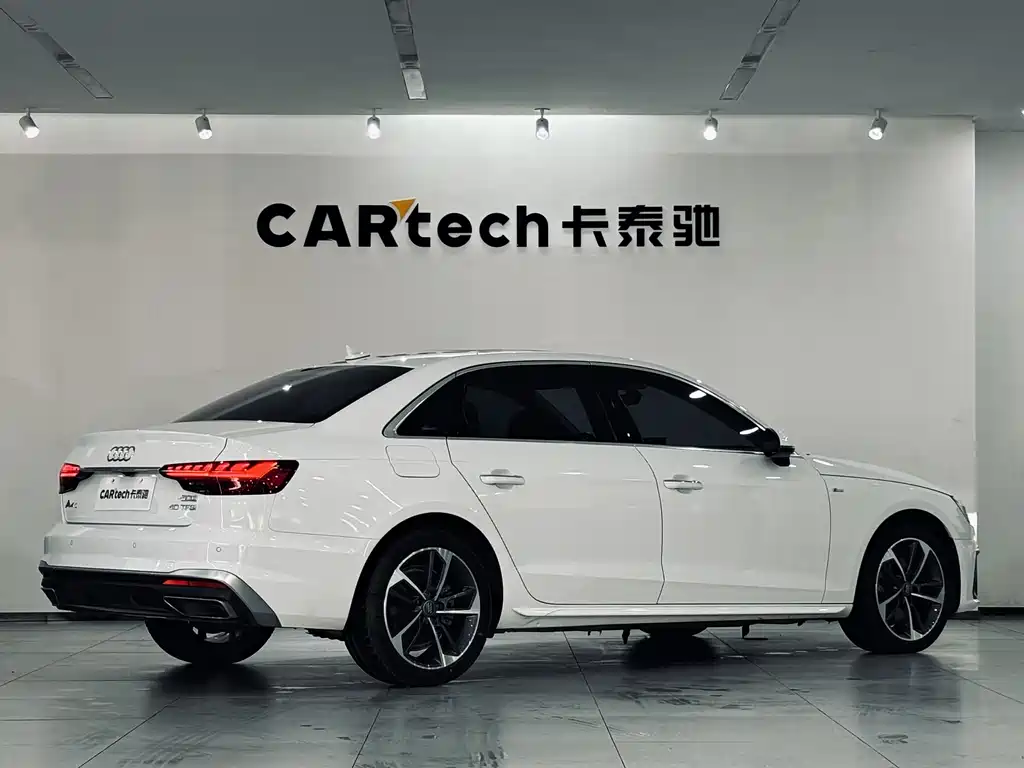 Audi A4L 2020 40 TFSI Fashion Dynamic Edition