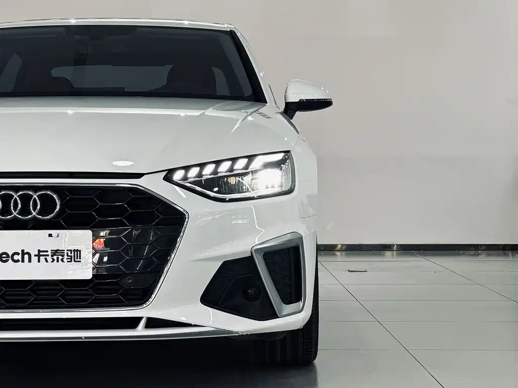 Audi A4L 2020 40 TFSI Fashion Dynamic Edition