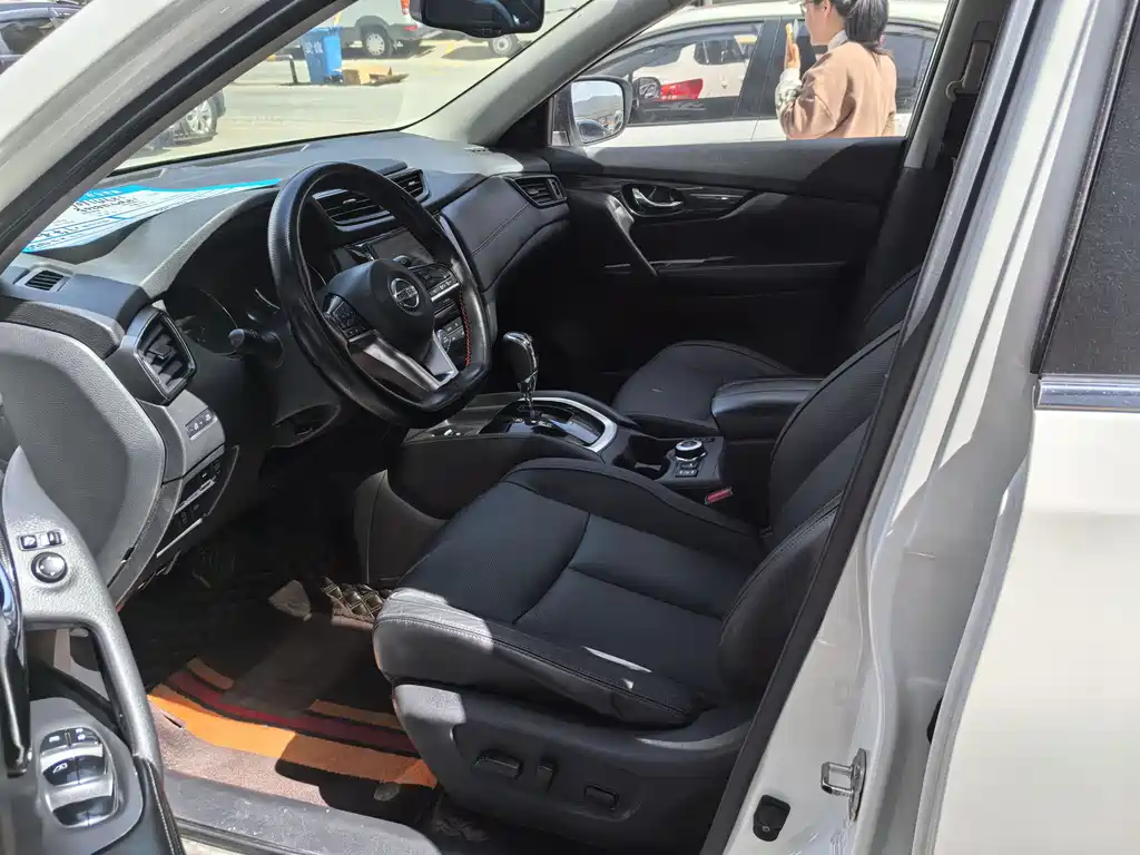 Nissan X-Trail 2017 2.5L CVT Luxury Edition 4WD