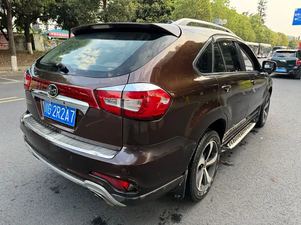 BYD S7 2015 2.0T Upgraded Automatic Flagship Edition