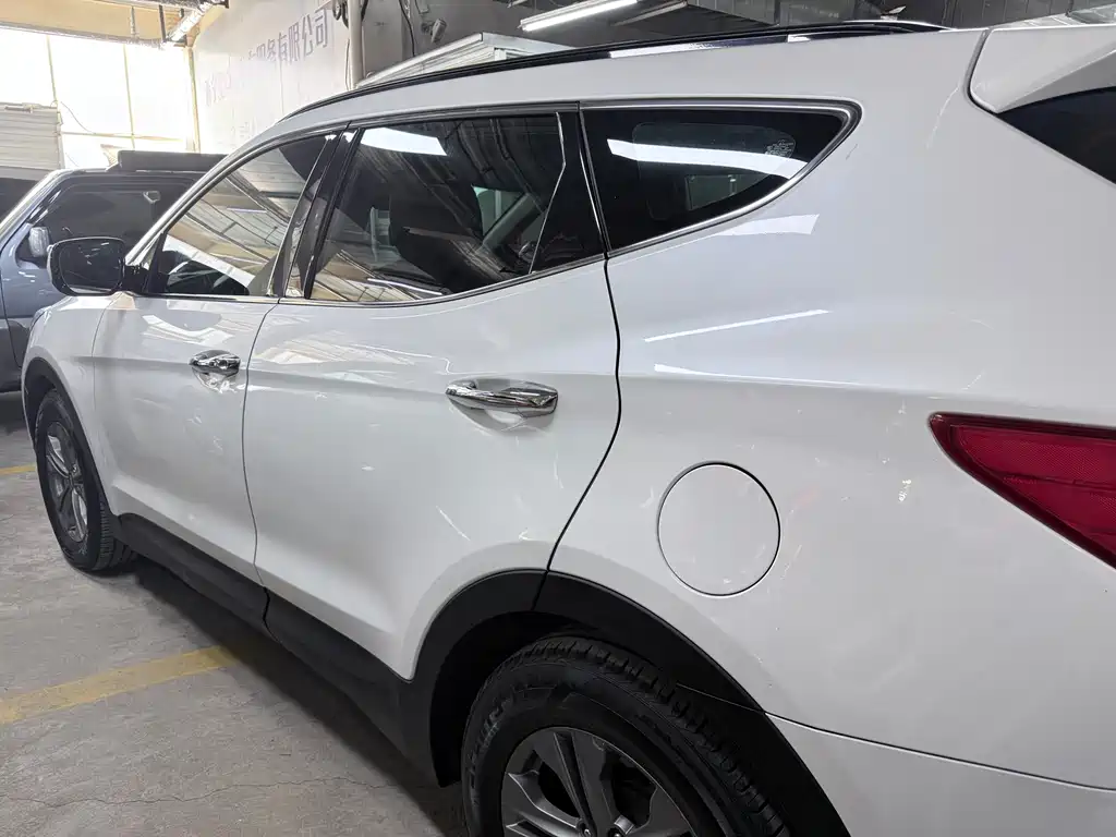 Santa Fe 2015 2.0T Automatic AWD Smart Type 5-Seater