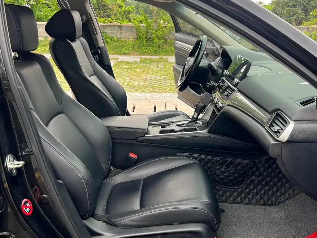 Honda Accord 2018 260TURBO Luxury Edition China V
