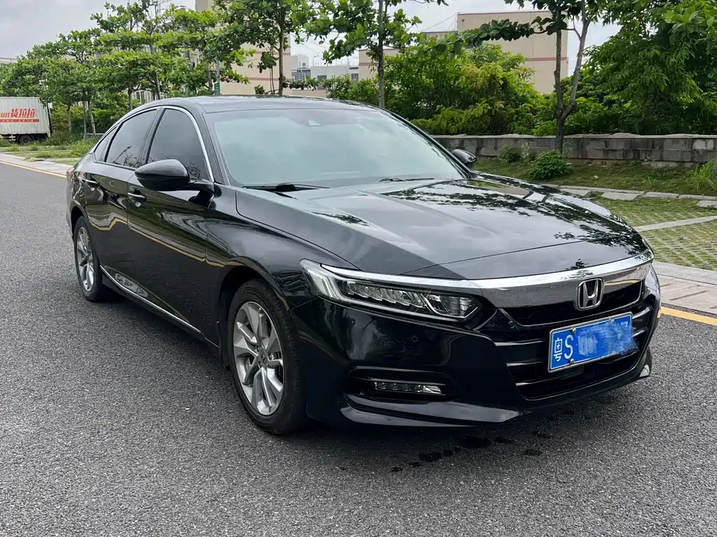 Honda Accord 2018 260TURBO Luxury Edition China V