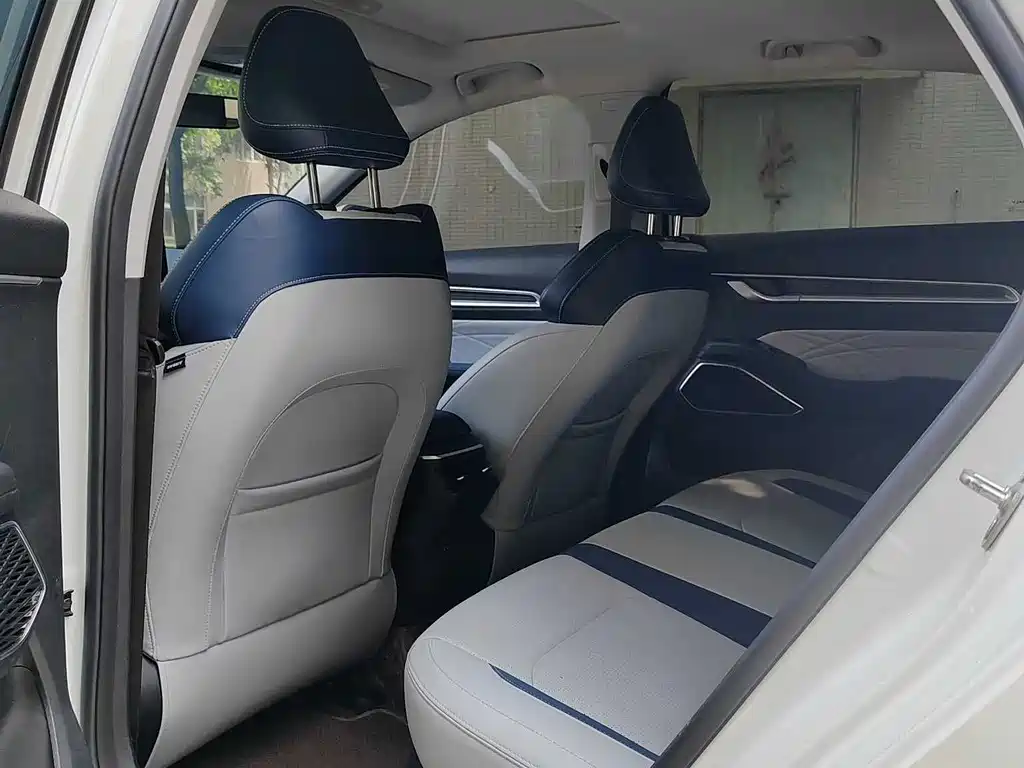 Emgrand 2023 4th Generation Champion Edition 1.5L CVT Flagship