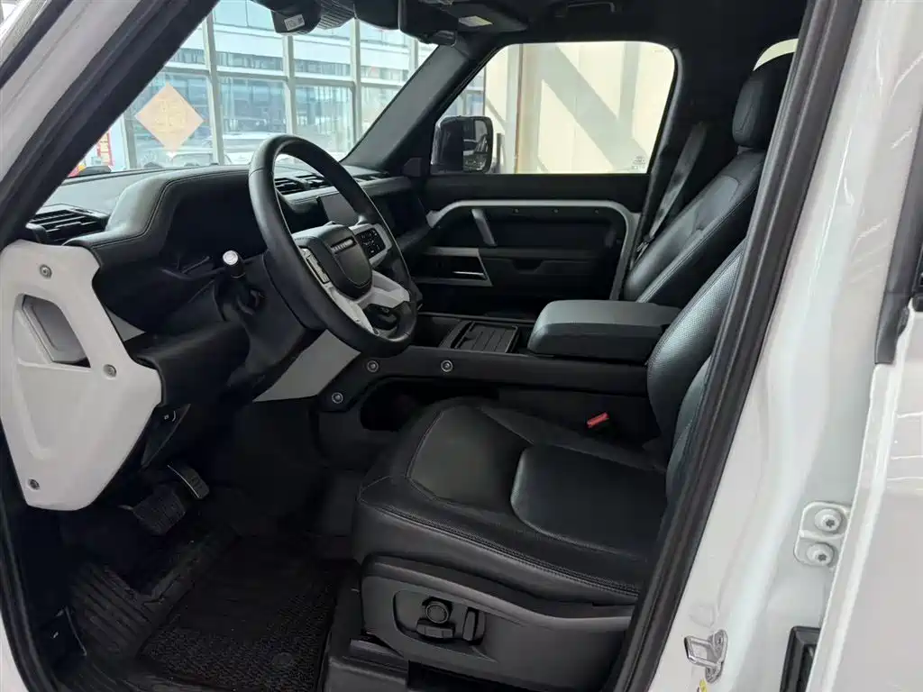 Land Rover Defender 110 3.0T P400 X-DYNAMIC HSE 2023