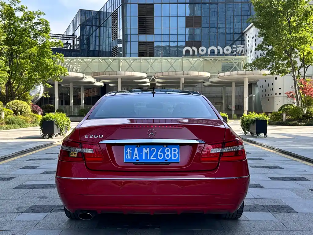 Mercedes-Benz E-Class (Import) 2011 E 260 CGI Coupe