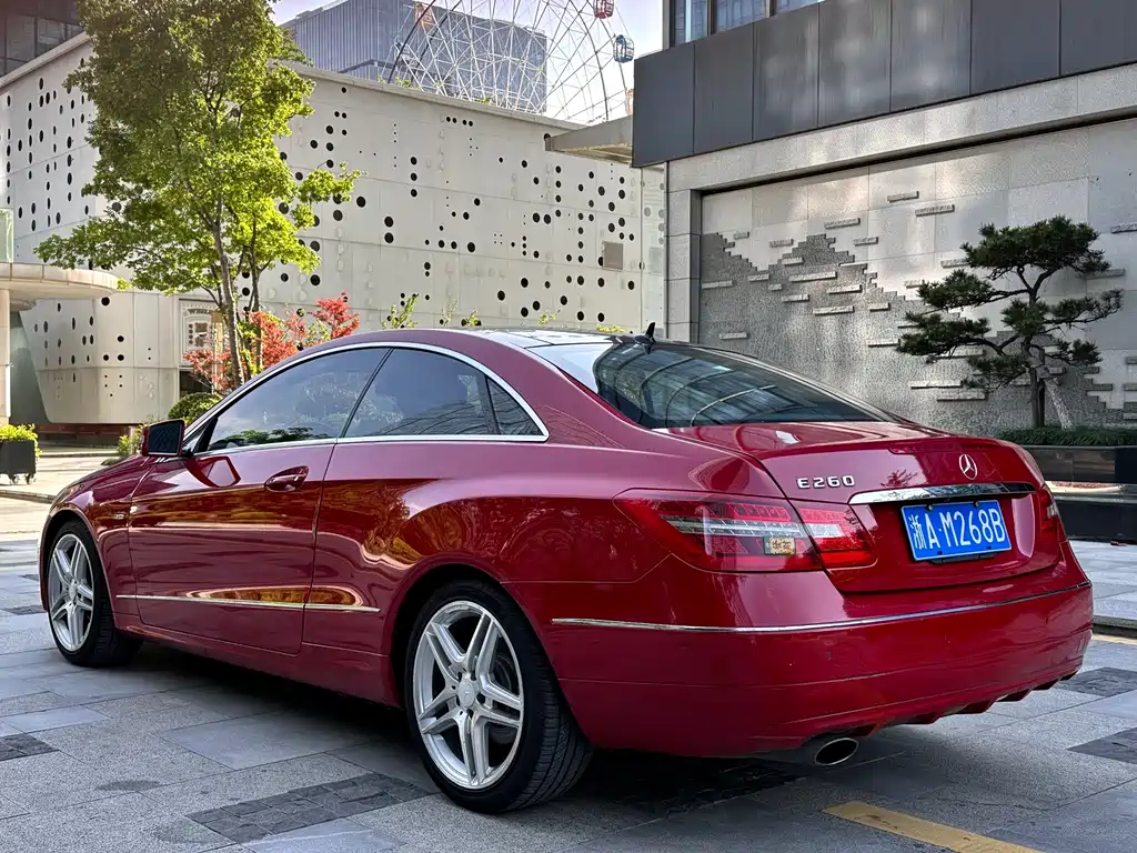 Mercedes-Benz E-Class (Import) 2011 E 260 CGI Coupe