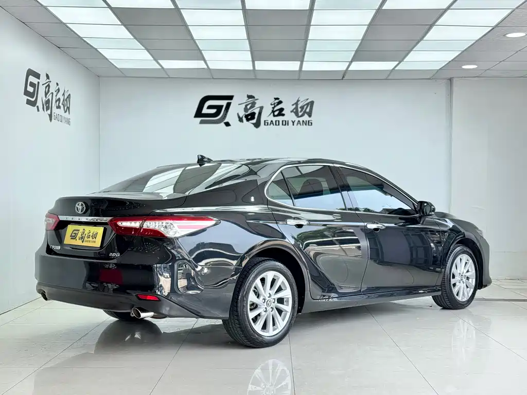 Camry 2021 2.0G Luxury Edition