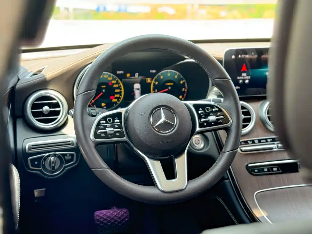 Mercedes-Benz GLC 300 L 4MATIC Luxury 2020
