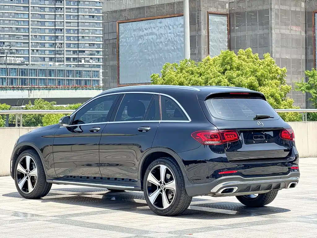 Mercedes-Benz GLC 300 L 4MATIC Luxury 2020