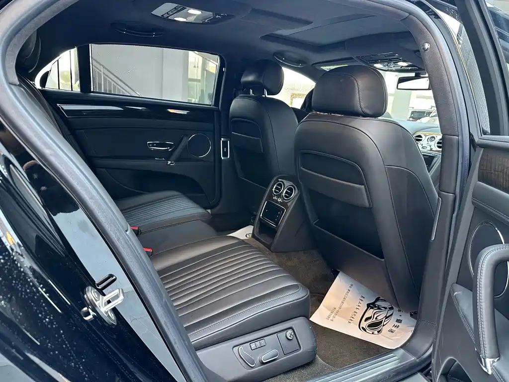 Flying Spur 2017 4.0T V8 Standard Edition
