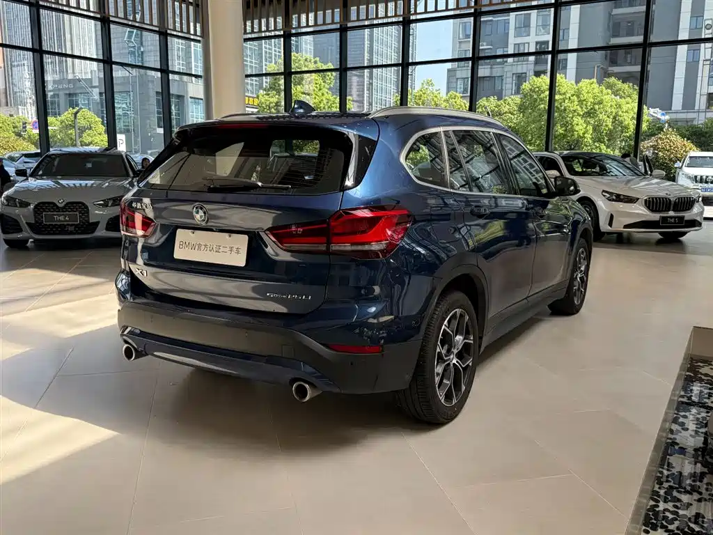 BMW X1 2021 sDrive25Li Leading Edition