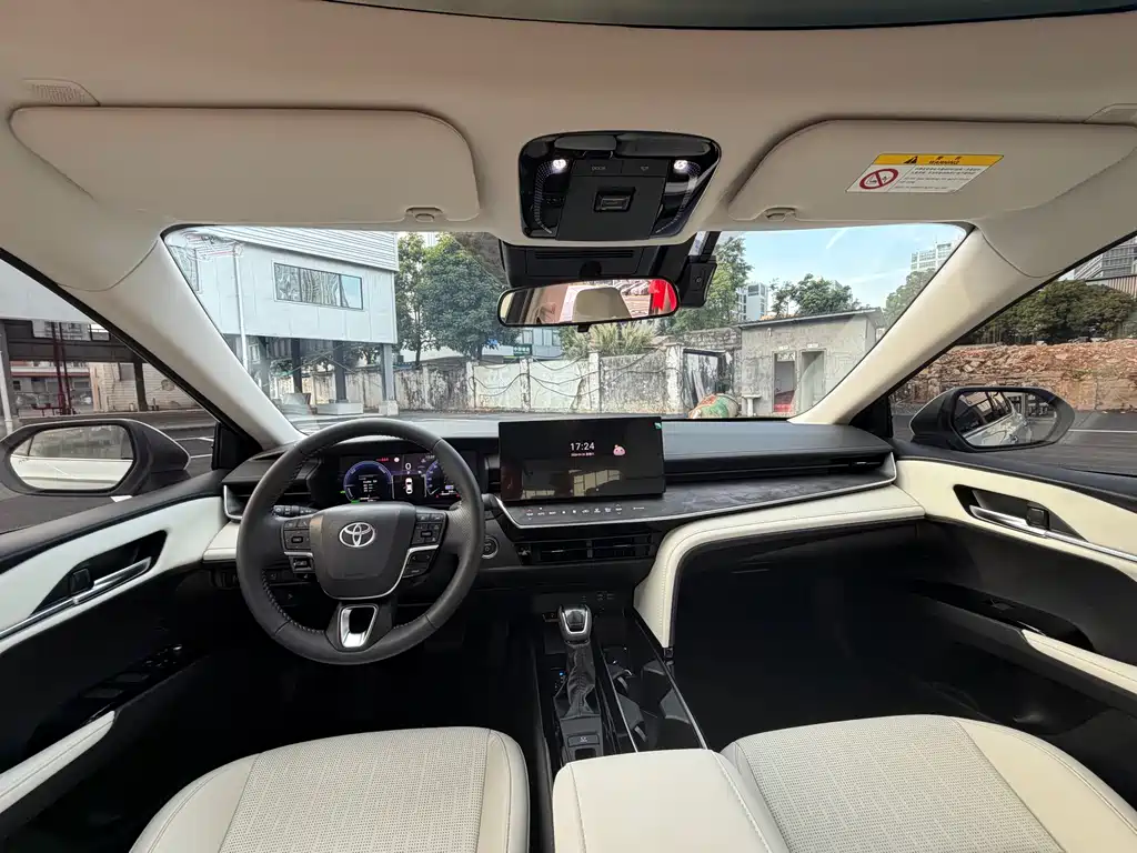 Camry 2026 Hybrid 2.0HG Premium Edition