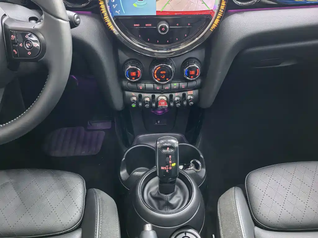 MINI 2022 Facelift 1.5T COOPER Artist