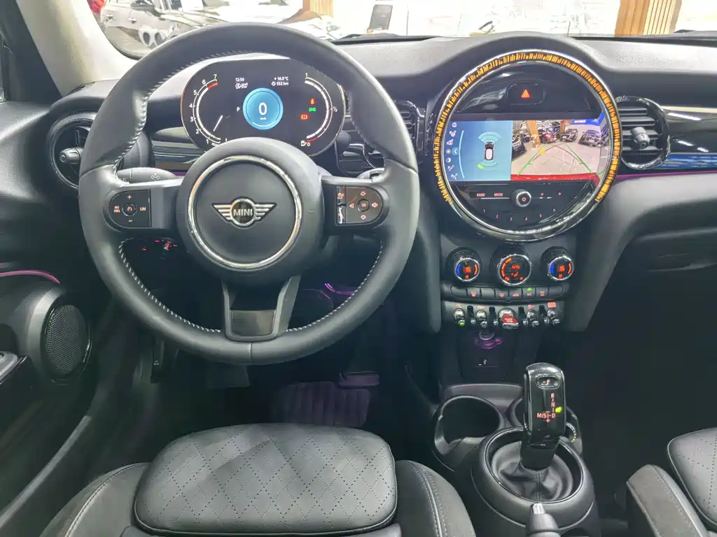 MINI 2022 Facelift 1.5T COOPER Artist