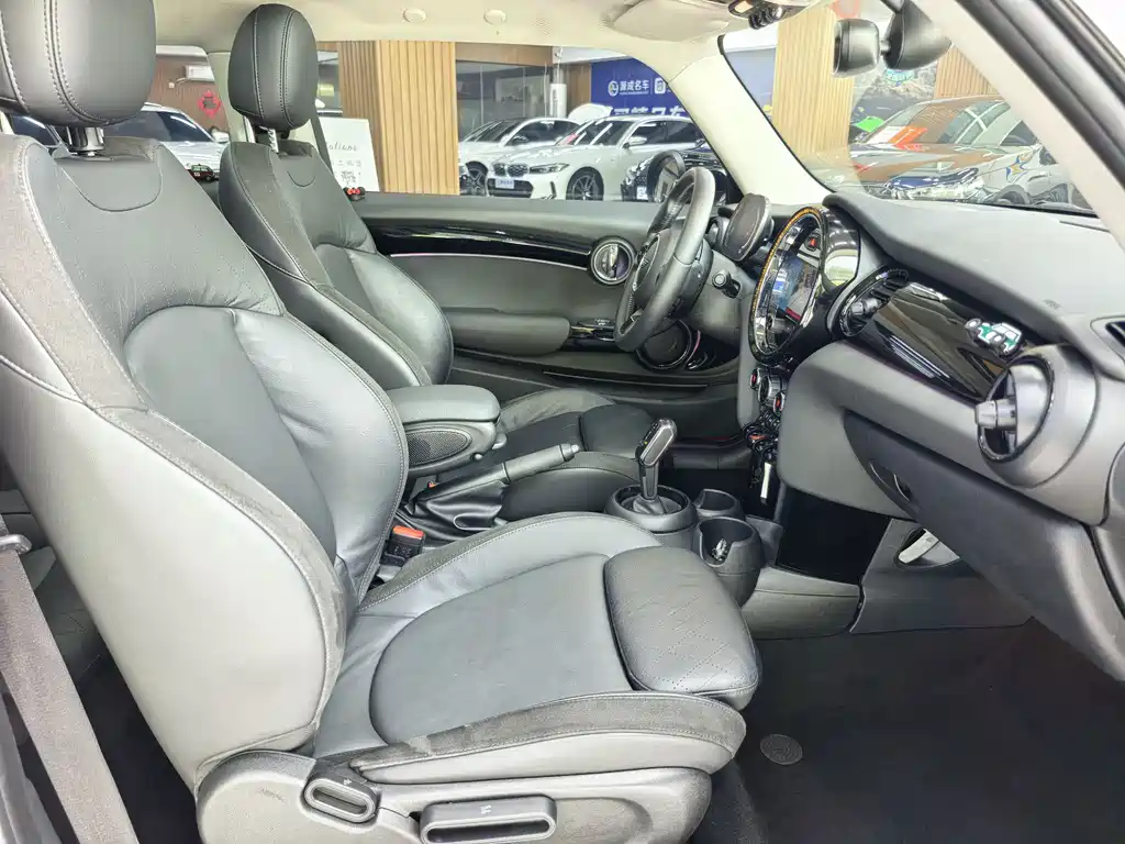 MINI 2022 Facelift 1.5T COOPER Artist