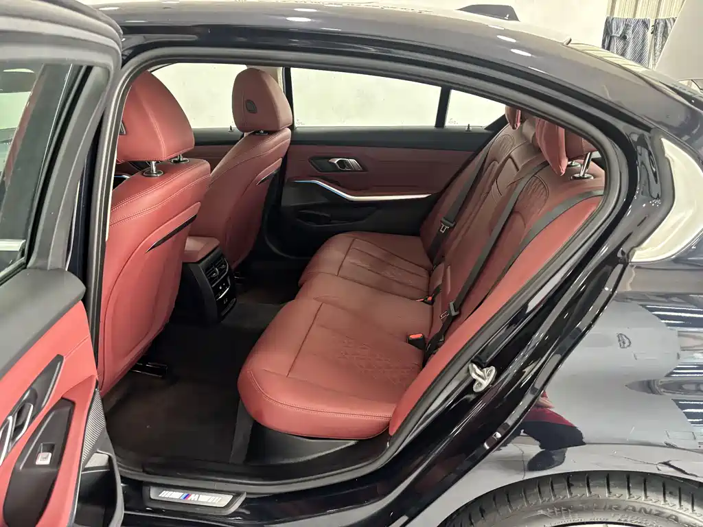 BMW 3 Series 2025 325Li M Sport Package