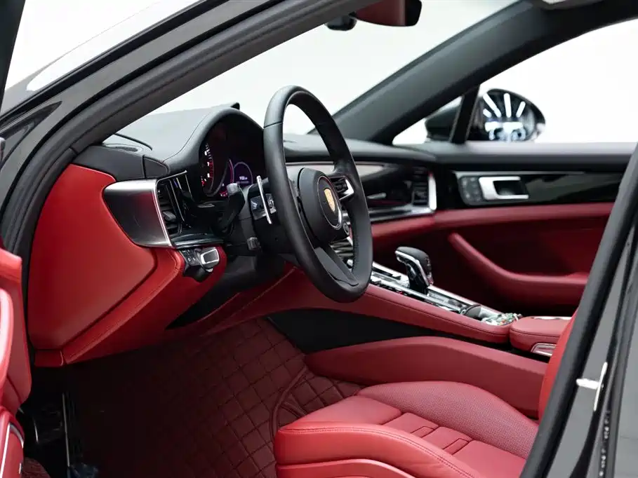 2022 Porsche Panamera 4S 2.9T