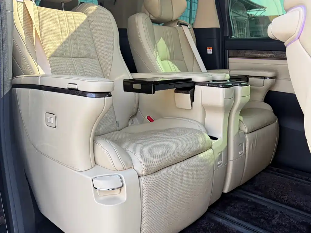 Toyota Vellfire 2021 Crown Hybrid 2.5L HV Premium Edition
