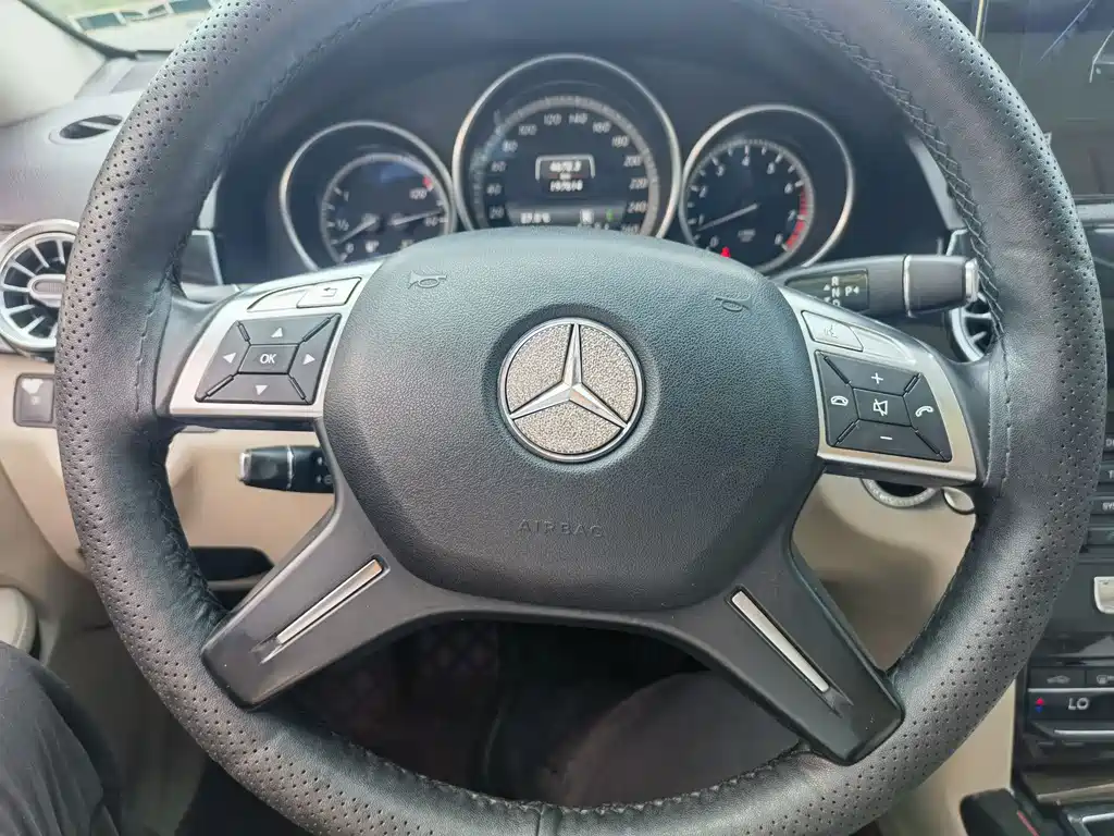 Mercedes-Benz E-Class 2014 E 260 L Luxury