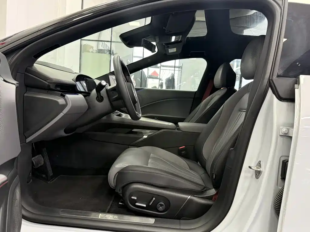 Zeekr 007 GT 2025 AWD Intelligent Driving Edition 75kWh