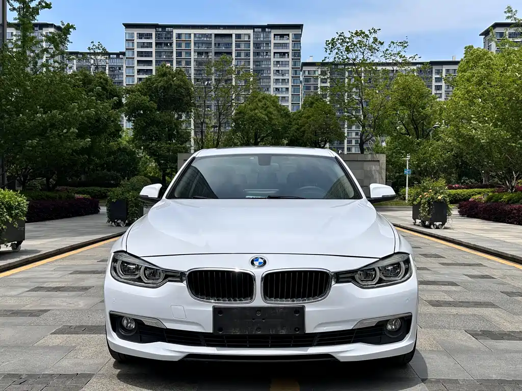 BMW 3 Series 2017 320Li Fashion Edition