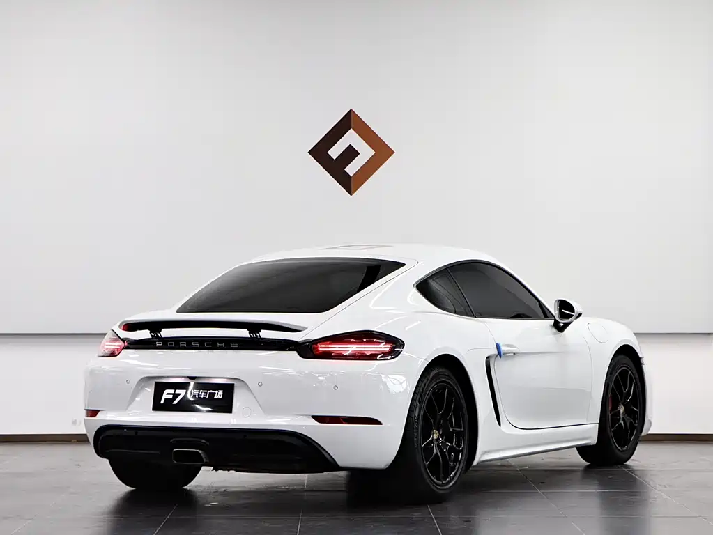 Porsche 718 Cayman 2.0T