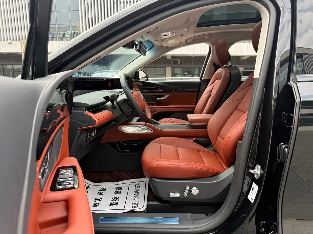 Lincoln Nautilus 2023 2.0T AWD Hybrid Premium Edition
