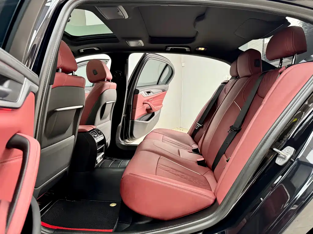 BMW 5 Series 2022 530Li Leading Edition M Sport Package