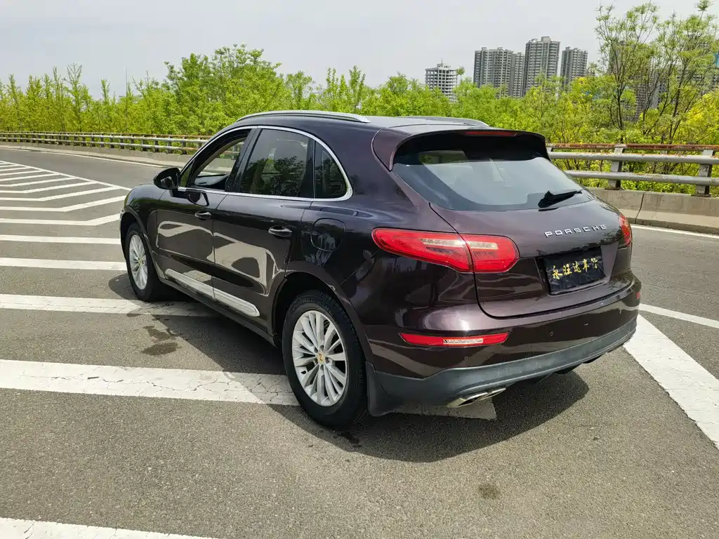 Zotye SR9 2017 2.0T Manual Ultimate Light Edition