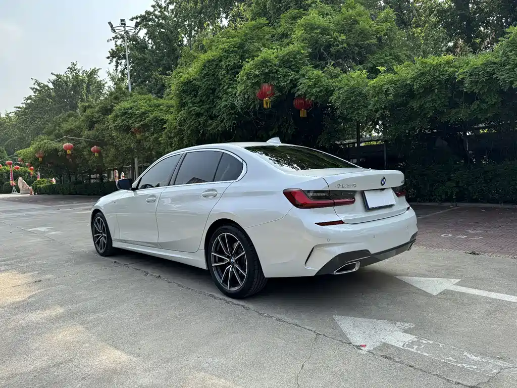BMW 3 Series 2022 325Li M Sport Package