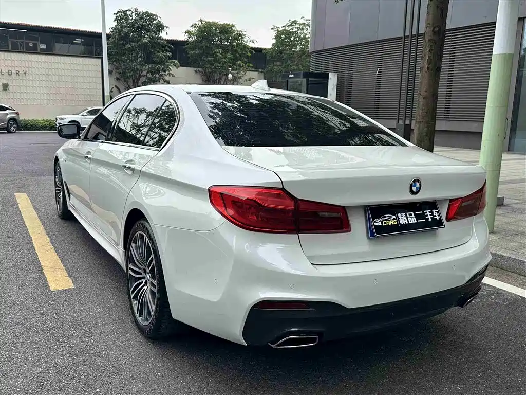 BMW 5 Series 2018 530Li Leading Edition M Sport Package