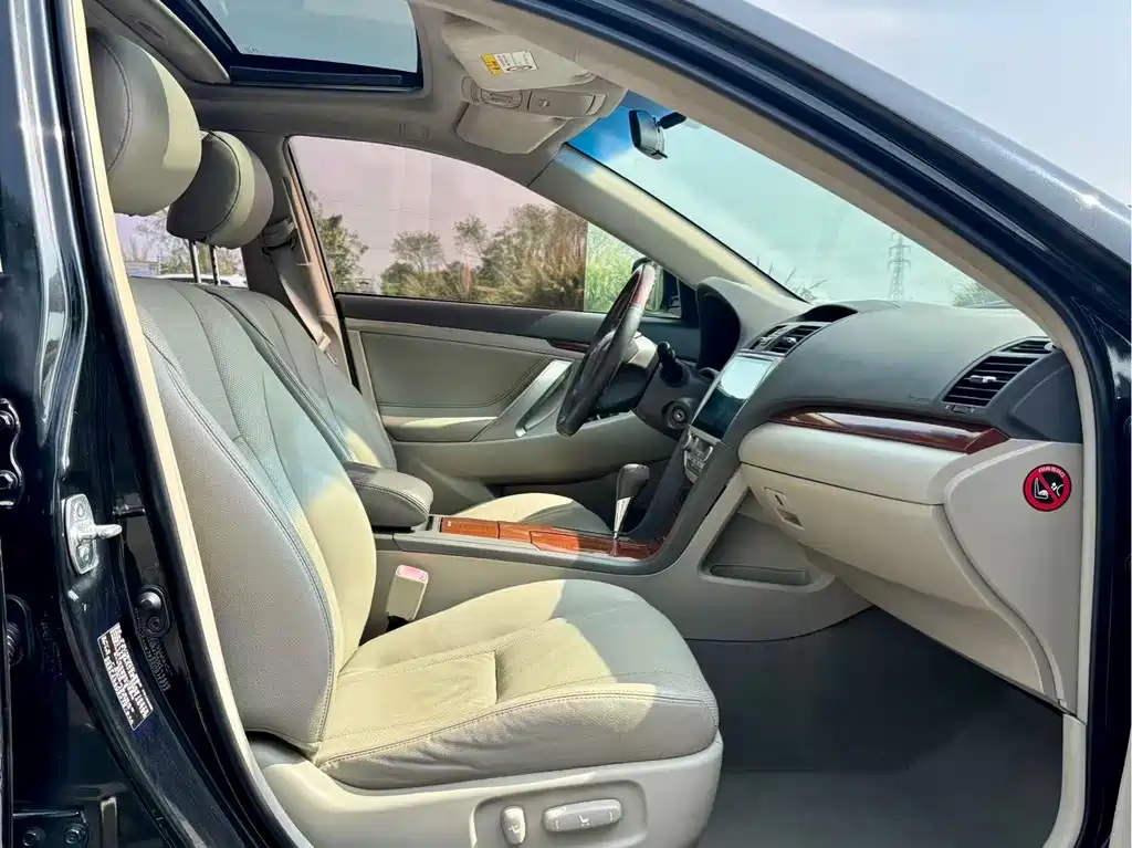Camry 2013 200G Classic Luxury Edition