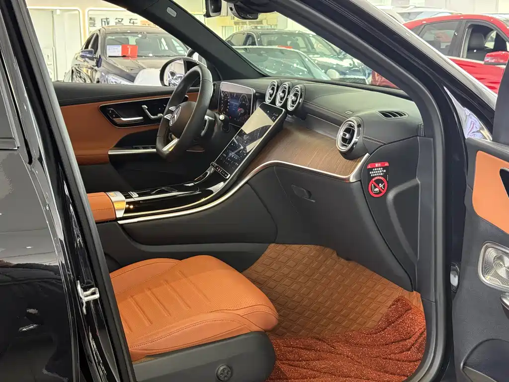 Mercedes-Benz GLC 300 L 4MATIC 2024