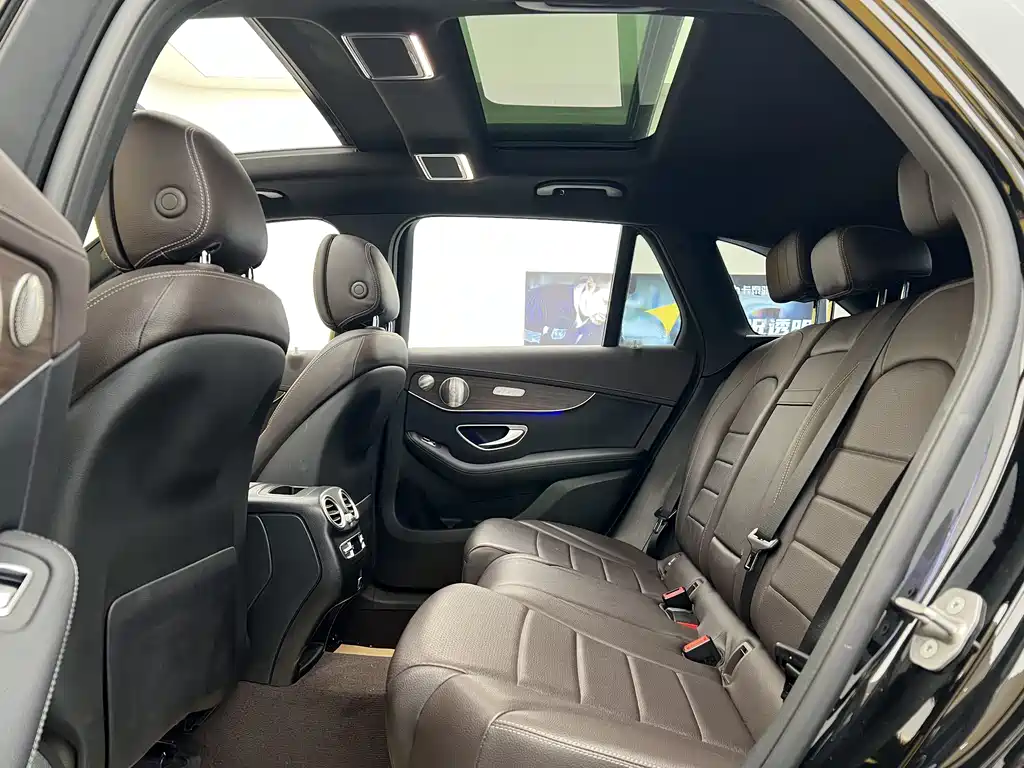 Mercedes-Benz GLC 300 L 4MATIC