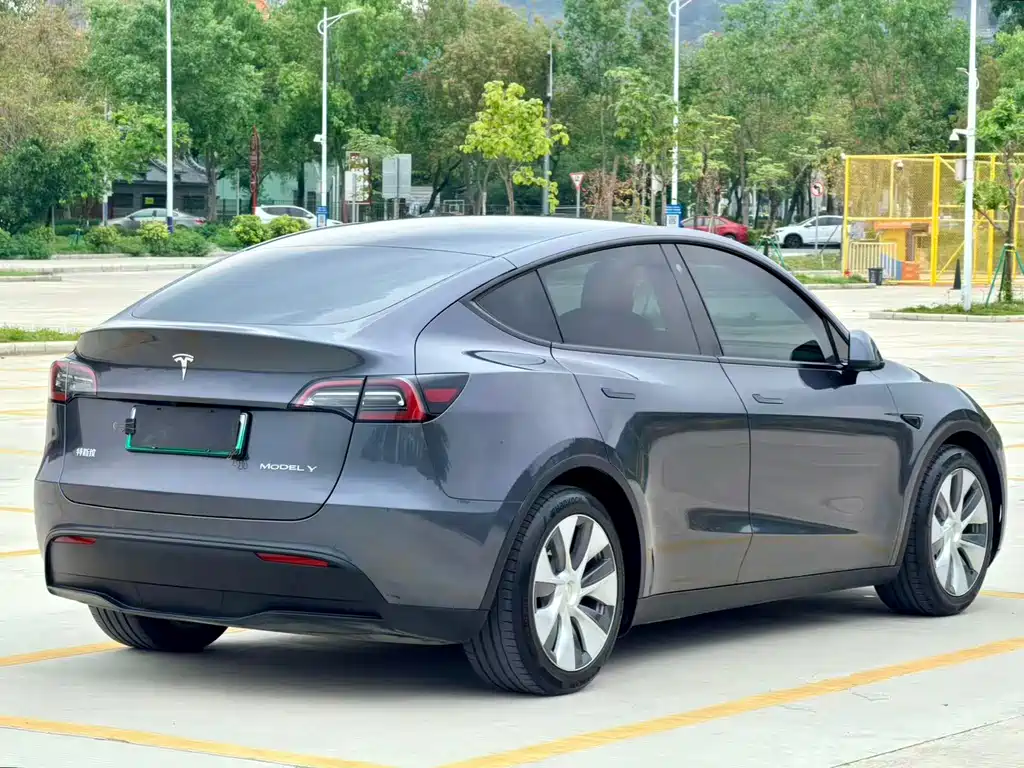Model Y Long Range All-Wheel Drive