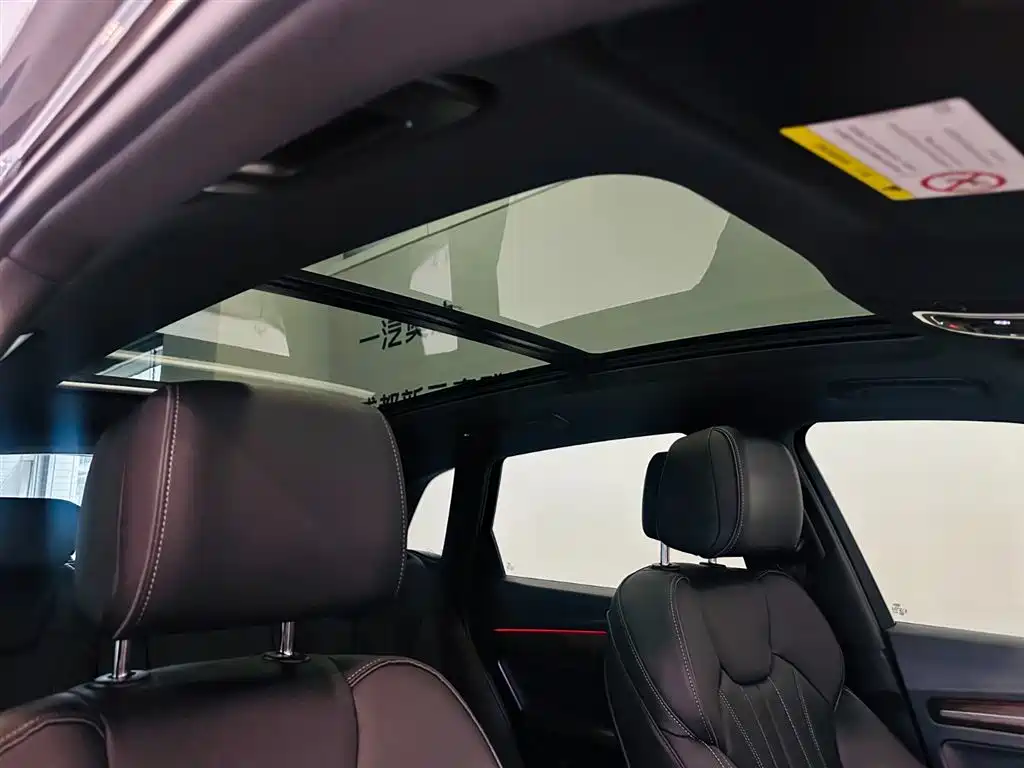 Audi Q5L 2023 40 TFSI Luxury Dynamic Edition