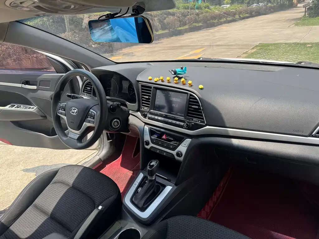 Hyundai Elantra 2016 1.6L Auto Elite