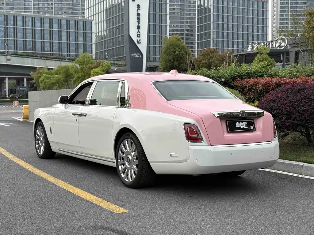 Rolls-Royce Phantom 2018 6.7T Long Wheelbase Edition