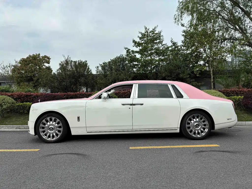 Rolls-Royce Phantom 2018 6.7T Long Wheelbase Edition